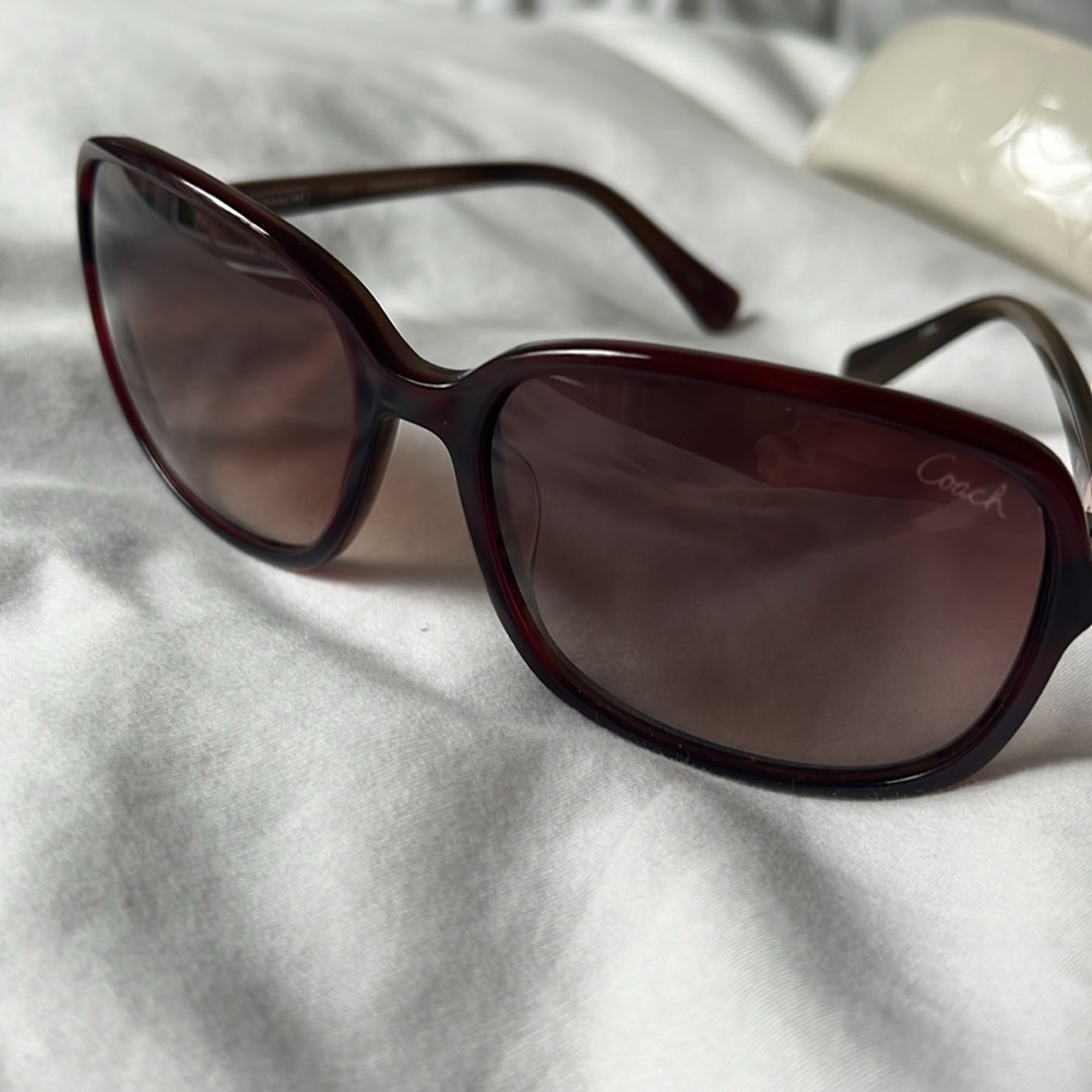 Coach S2052 burgundy sunglasses - Picture 2 of 8